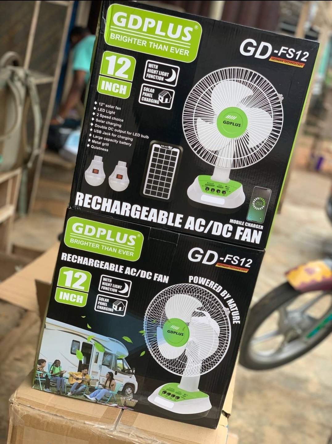 GD Times 12 inches Table Fan with Solar Panel and 2 Bulbs  